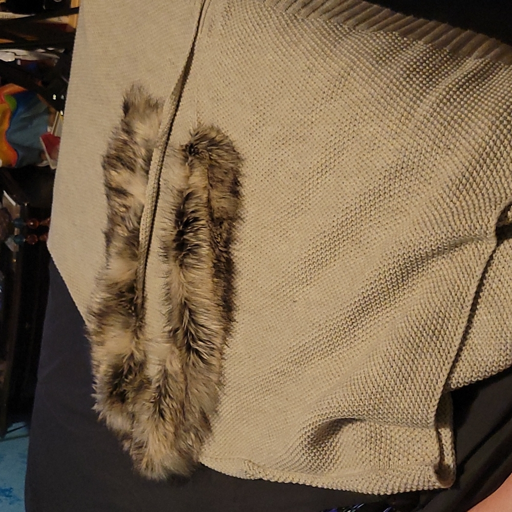 Marona  Shaw fur - Picture 2 of 5